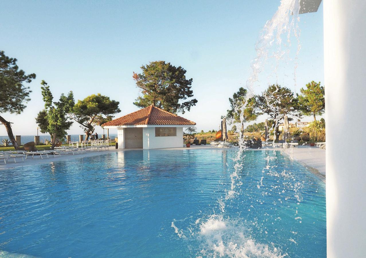 Hotel Tui Blue Tropea Santa Domenica  Zewnętrze zdjęcie